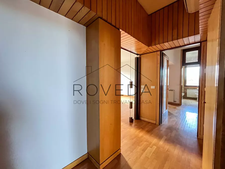 Immagine 5 di Appartamento in vendita  in Piazza del Duomo a Treviso