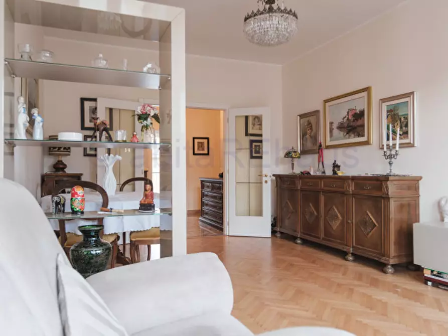 Immagine 5 di Appartamento in vendita  in Viale Amedeo Duca d'Aosta - Amedeo-Duca-D'Aosta-Allee a Bolzano