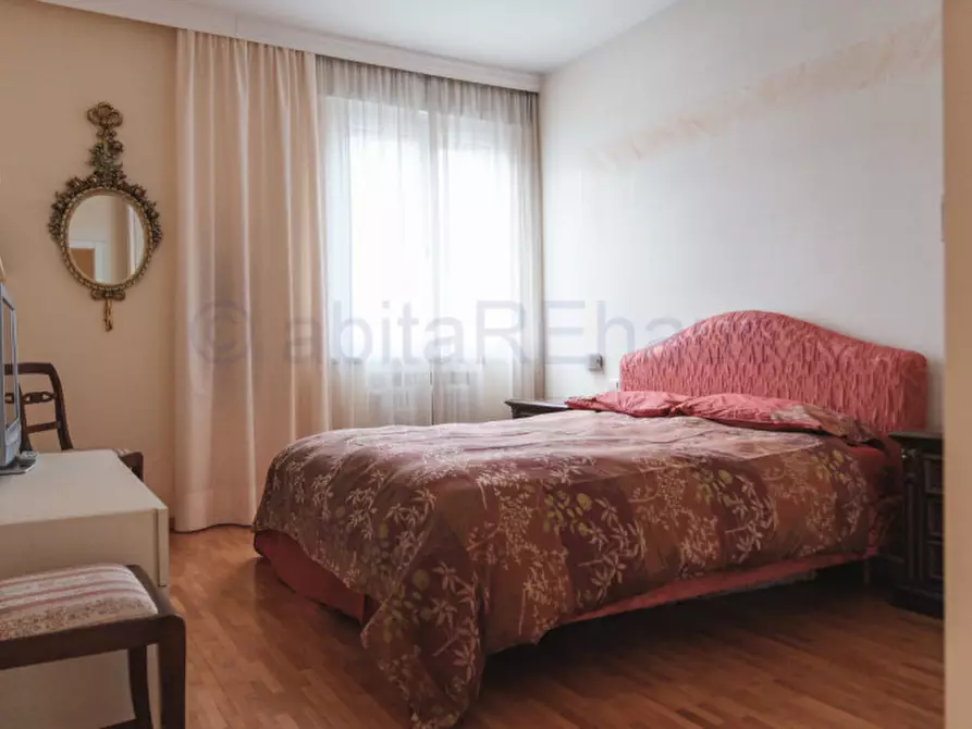 Immagine 9 di Appartamento in vendita  in Viale Amedeo Duca d'Aosta - Amedeo-Duca-D'Aosta-Allee a Bolzano