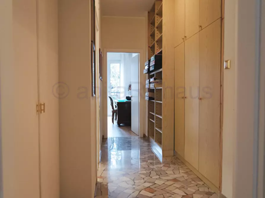 Immagine 13 di Appartamento in vendita  in Viale Amedeo Duca d'Aosta - Amedeo-Duca-D'Aosta-Allee a Bolzano