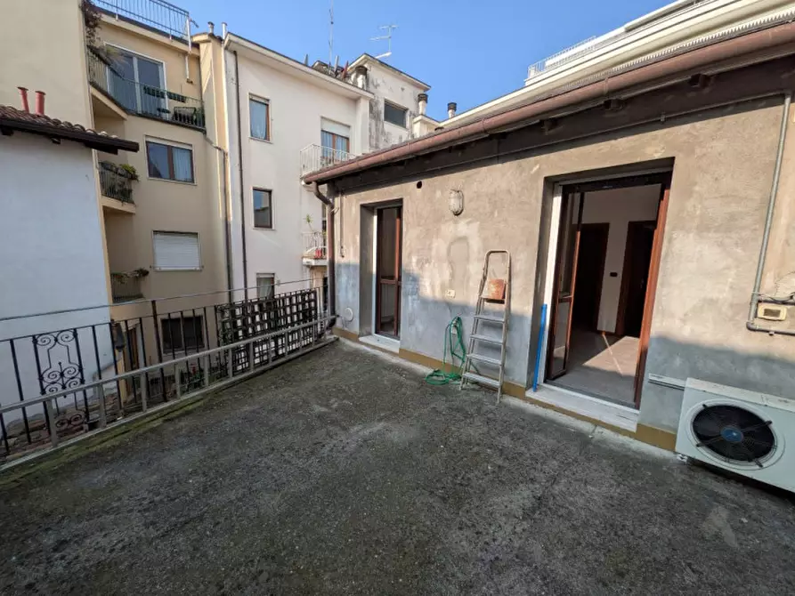 Immagine 28 di Appartamento in vendita  in Corso Cavour 32 a Verona