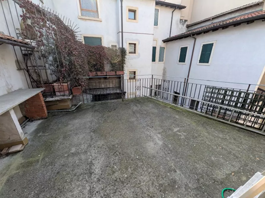 Immagine 29 di Appartamento in vendita  in Corso Cavour 32 a Verona