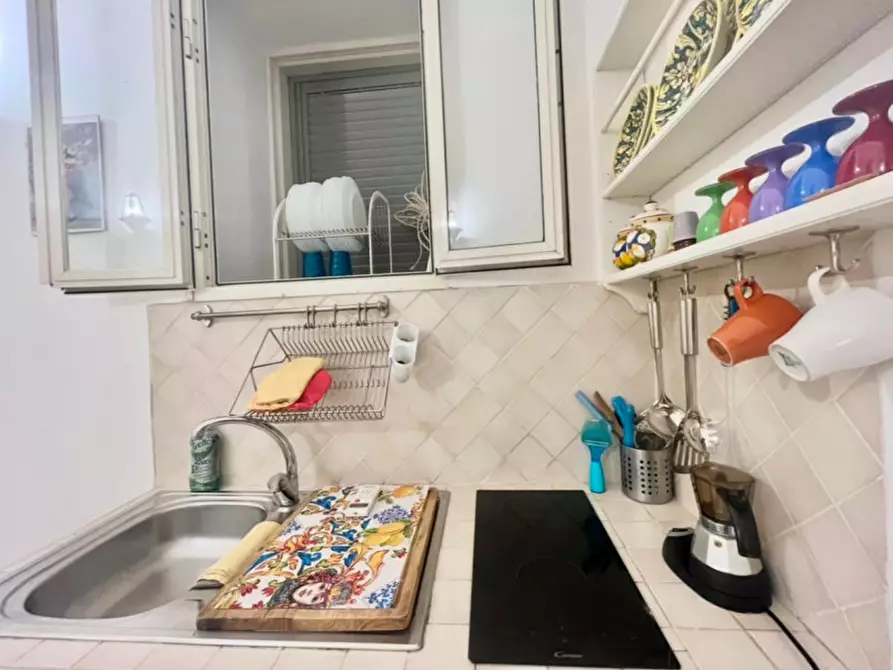 Immagine 1 di Appartamento in affitto  in vico croce a sant'agostino 3 a Napoli