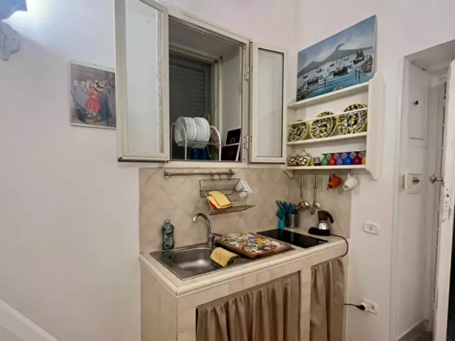 Immagine 8 di Appartamento in affitto  in vico croce a sant'agostino 3 a Napoli