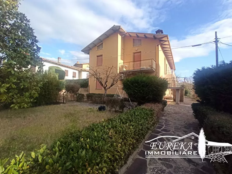 Immagine 2 di Appartamento in vendita  in Via Roma 152 a Castiglione Del Lago