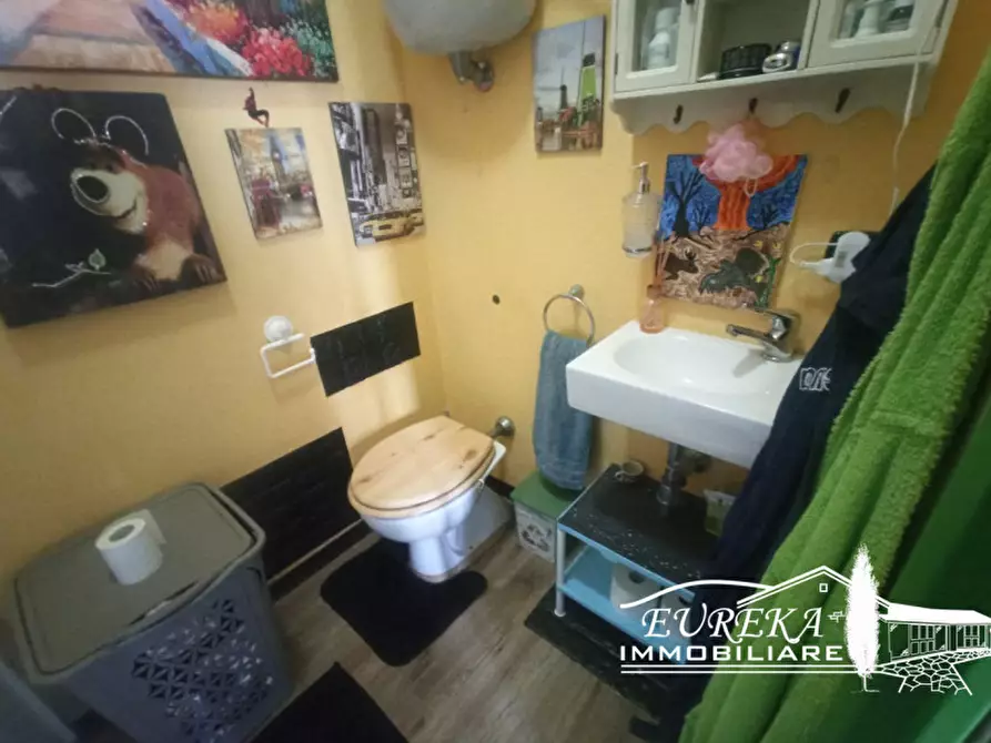 Immagine 14 di Appartamento in vendita  in Via Roma 152 a Castiglione Del Lago