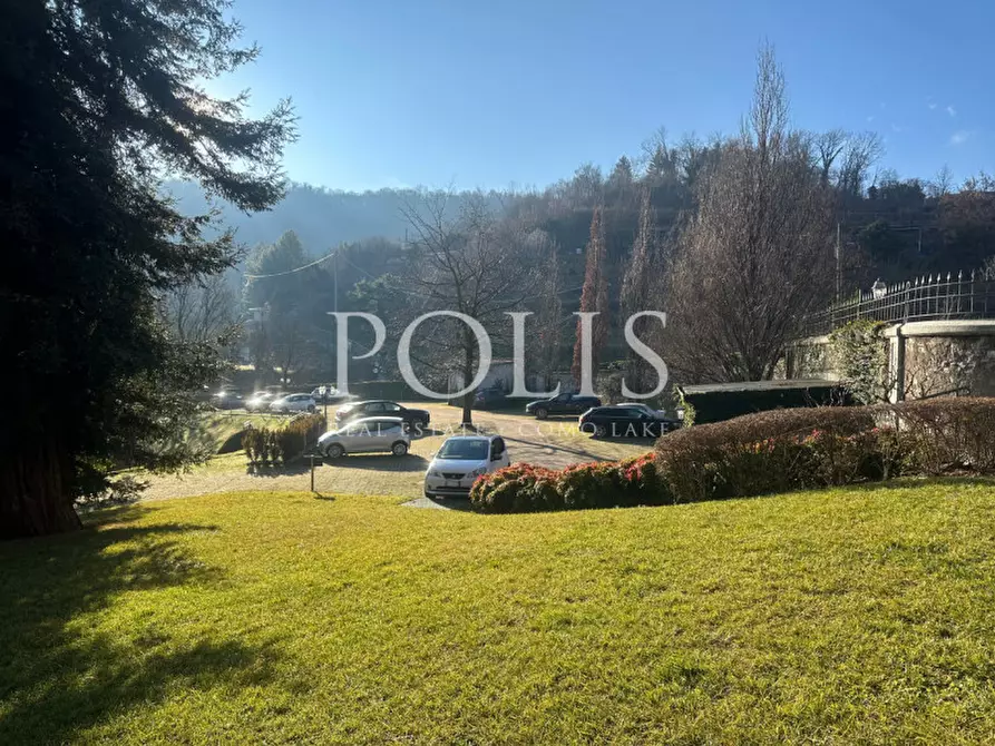 Immagine 29 di Appartamento in vendita  a Como