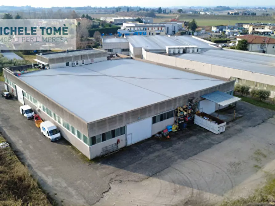 Immagine 2 di Capannone industriale in affitto  in località colombare a Lazise