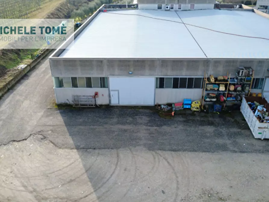 Immagine 4 di Capannone industriale in affitto  in località colombare a Lazise