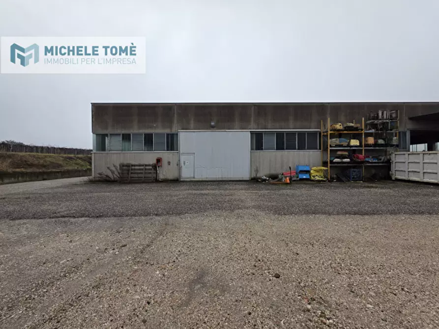 Immagine 10 di Capannone industriale in affitto  in località colombare a Lazise