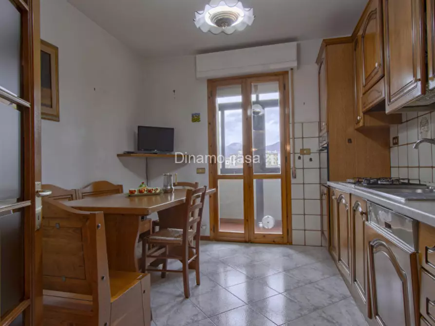 Immagine 7 di Appartamento in vendita  in Via Anzio a Prato