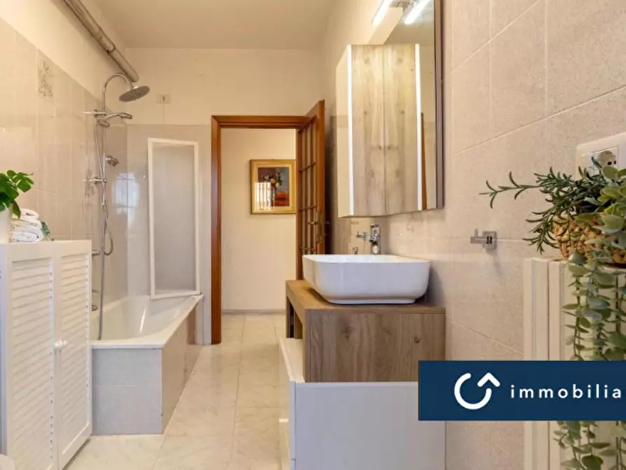 Immagine 15 di Appartamento in vendita  in via Bernini, 33 a Alghero