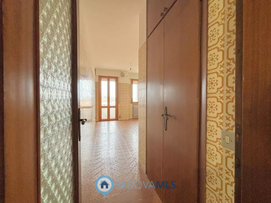 Immagine 6 di Appartamento in vendita  in Via Sant'Osvaldo, 97 a Padova