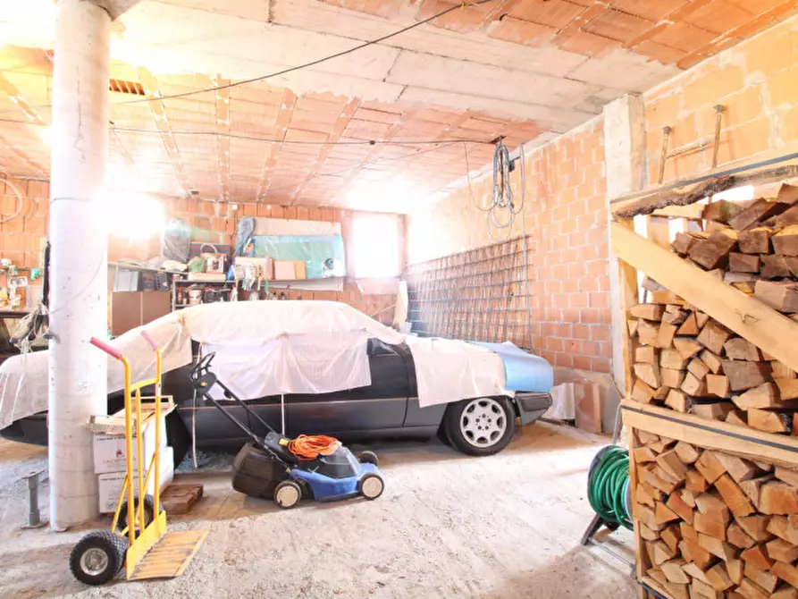 Immagine 2 di Negozio in vendita  in Piazza Bertipaglia a Masera' Di Padova