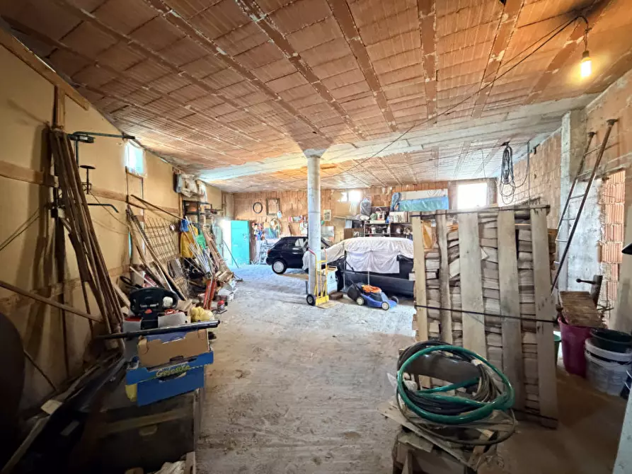 Immagine 5 di Negozio in vendita  in Piazza Bertipaglia a Masera' Di Padova