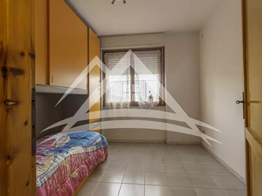 Immagine 9 di Appartamento in vendita  in Via Lombardia, 22 a Porto Torres