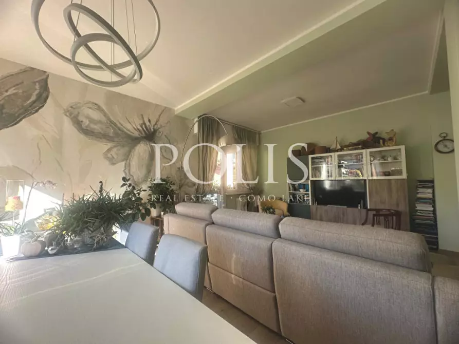 Immagine 2 di Appartamento in vendita  in Via Francesco Petrarca a Como