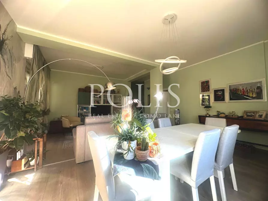 Immagine 8 di Appartamento in vendita  in Via Francesco Petrarca a Como