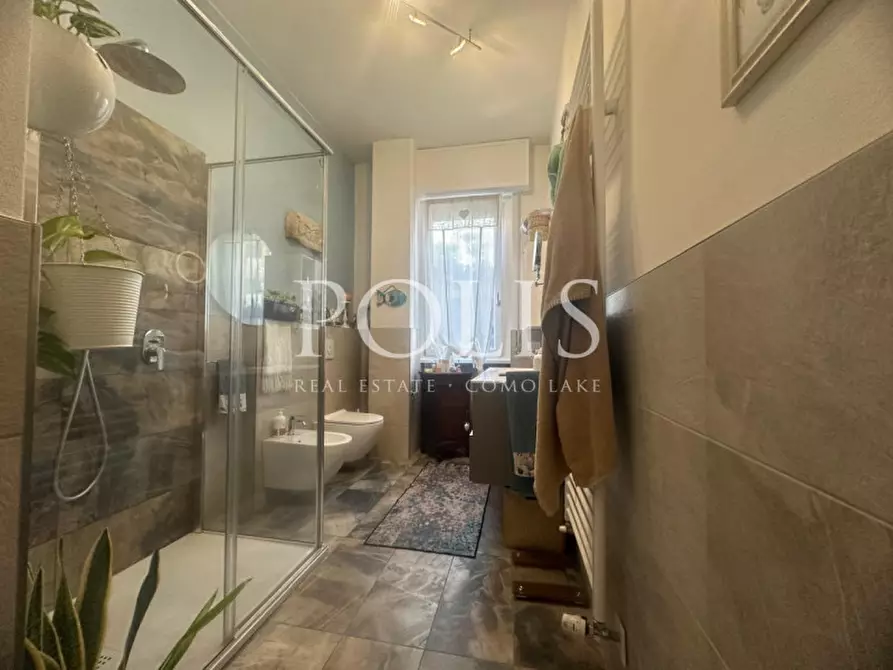 Immagine 17 di Appartamento in vendita  in Via Francesco Petrarca a Como