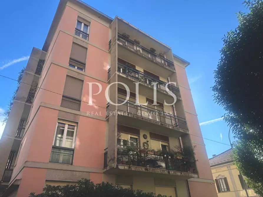 Immagine 24 di Appartamento in vendita  in Via Francesco Petrarca a Como