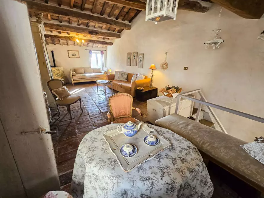 Immagine 3 di Casa indipendente in vendita  in Cavoleto a Piandimeleto