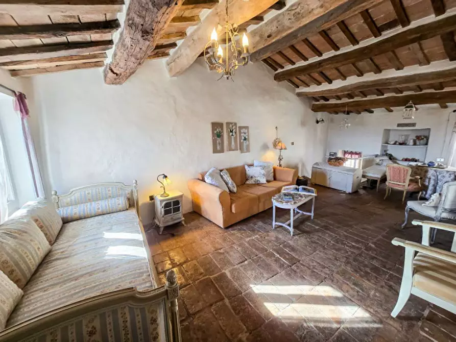 Immagine 4 di Casa indipendente in vendita  in Cavoleto a Piandimeleto