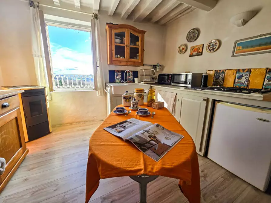 Immagine 10 di Casa indipendente in vendita  in Cavoleto a Piandimeleto