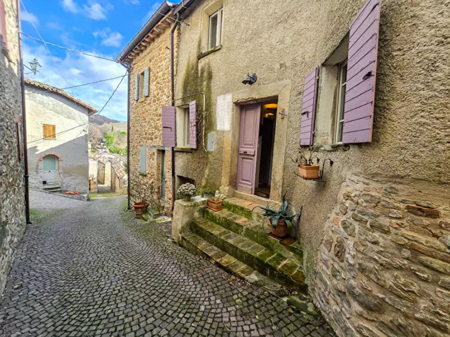 Immagine 20 di Casa indipendente in vendita  in Cavoleto a Piandimeleto