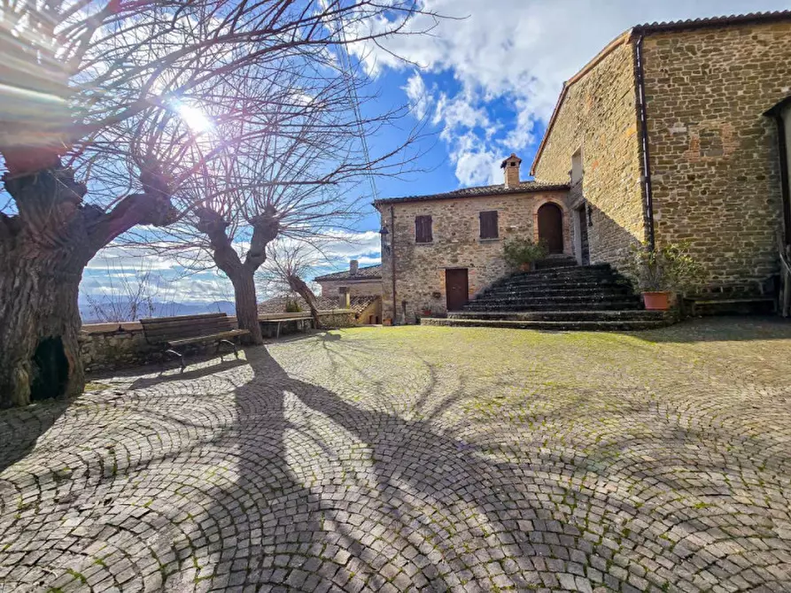Immagine 27 di Casa indipendente in vendita  in Cavoleto a Piandimeleto