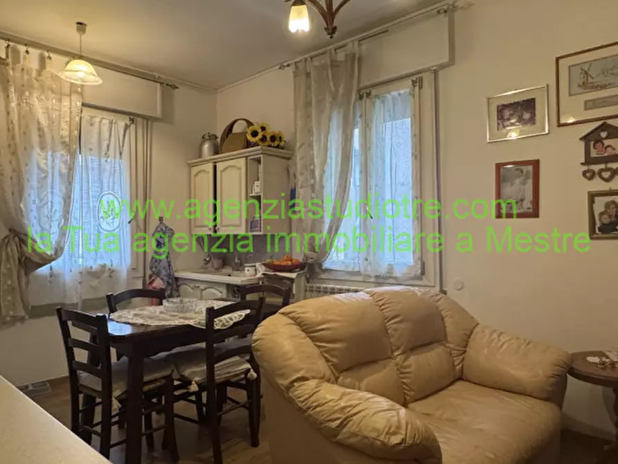 Immagine 11 di Appartamento in vendita  in Via Alessandro Magnasco 28 a Venezia