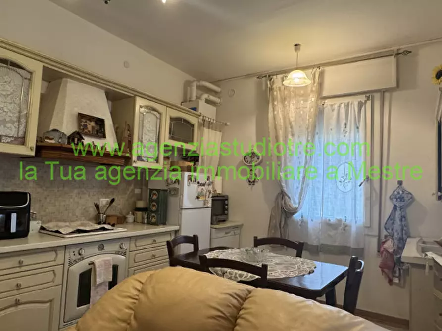 Immagine 12 di Appartamento in vendita  in Via Alessandro Magnasco 28 a Venezia