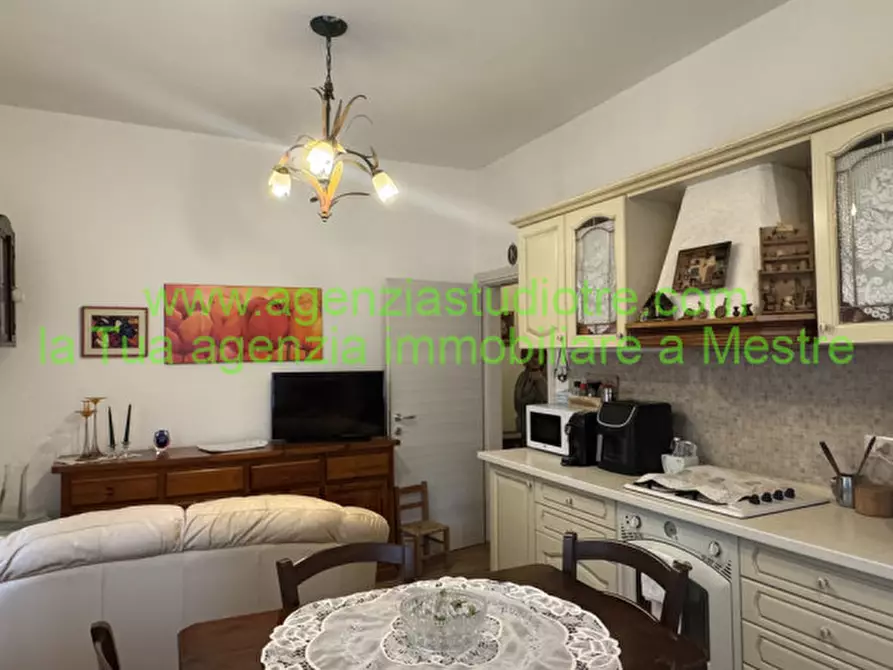 Immagine 14 di Appartamento in vendita  in Via Alessandro Magnasco 28 a Venezia