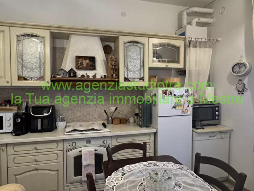 Immagine 16 di Appartamento in vendita  in Via Alessandro Magnasco 28 a Venezia