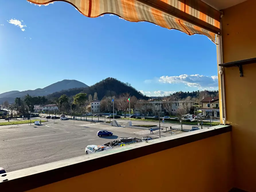 Immagine 1 di Appartamento in vendita  in Via Alcide De Gasperi a Teolo