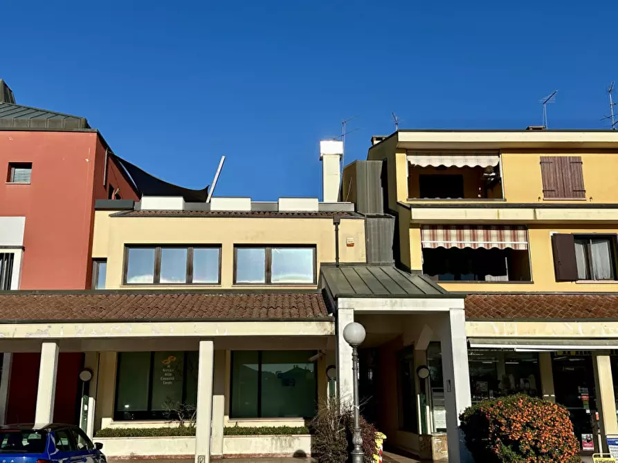 Immagine 19 di Appartamento in vendita  in Via Alcide De Gasperi a Teolo