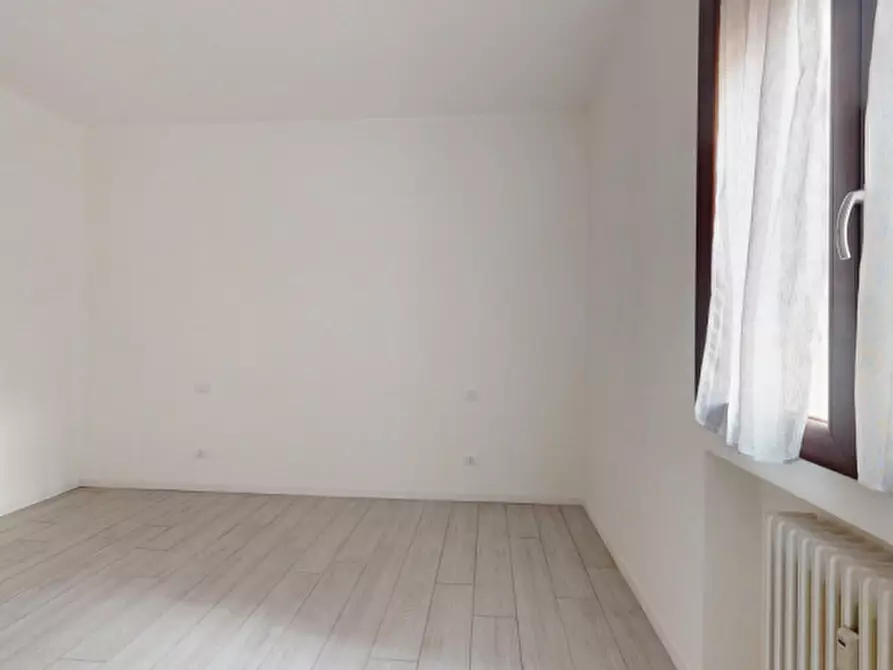 Immagine 10 di Appartamento in affitto  in Via Battaglione Vicenza a Vicenza