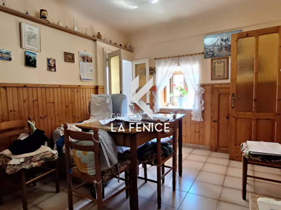 Immagine 9 di Casa indipendente in vendita  in contrada trito 67 a Locorotondo