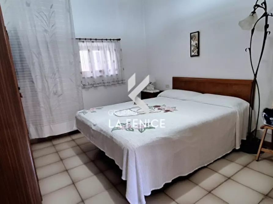 Immagine 18 di Casa indipendente in vendita  in contrada trito 67 a Locorotondo