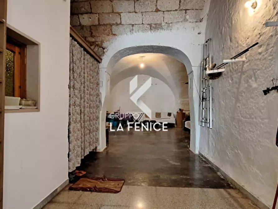 Immagine 25 di Casa indipendente in vendita  in contrada trito 67 a Locorotondo