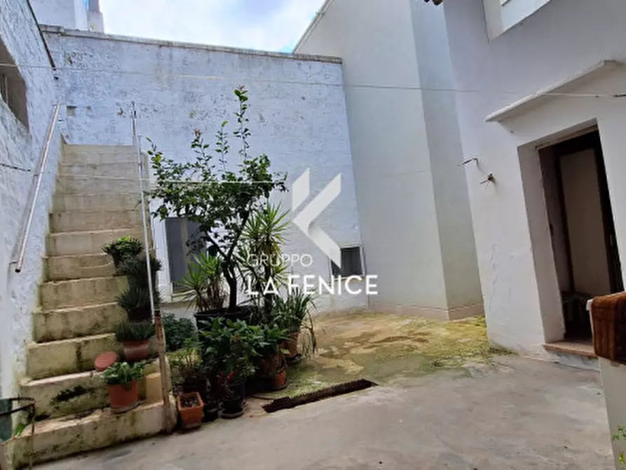 Immagine 32 di Casa indipendente in vendita  in contrada trito 67 a Locorotondo