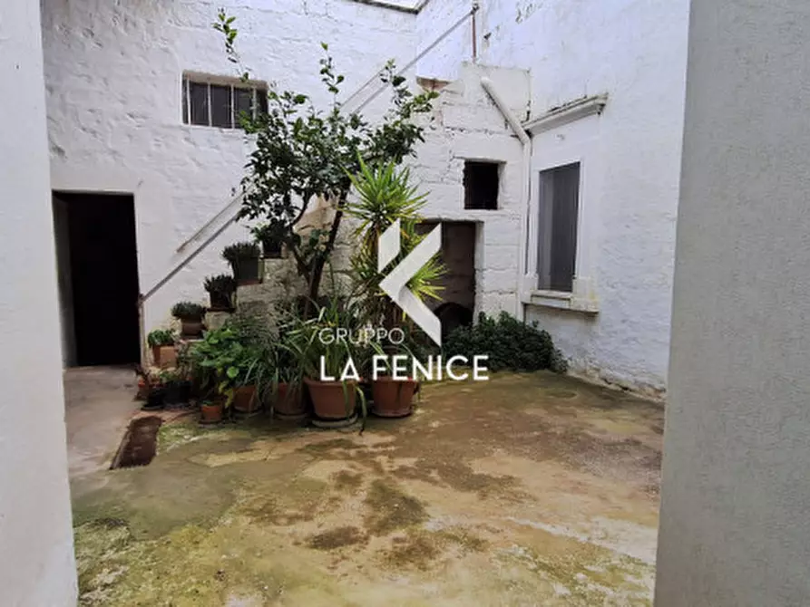 Immagine 35 di Casa indipendente in vendita  in contrada trito 67 a Locorotondo