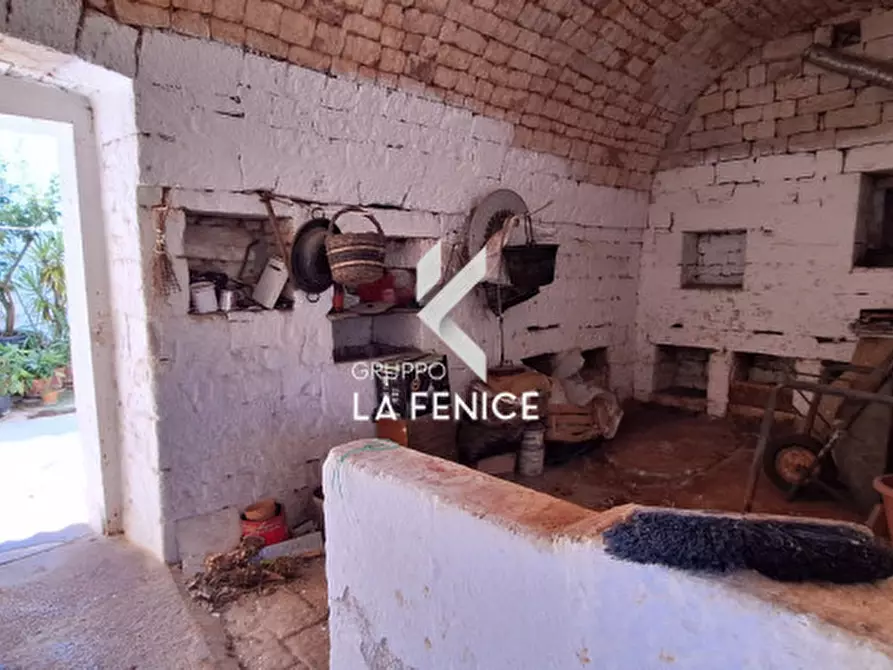 Immagine 40 di Casa indipendente in vendita  in contrada trito 67 a Locorotondo