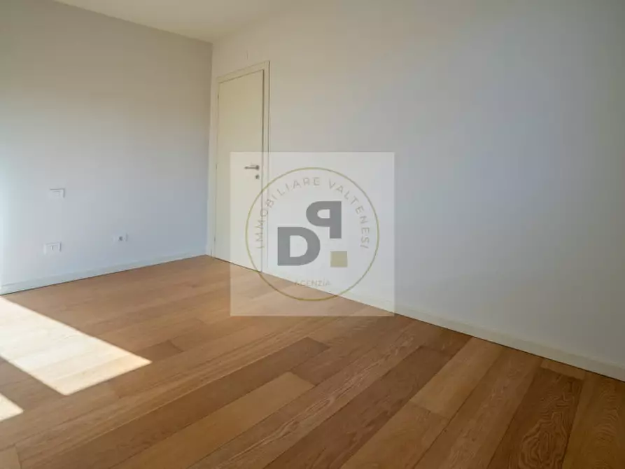 Immagine 13 di Villetta a schiera in vendita  in Via Castellana a Soiano Del Lago