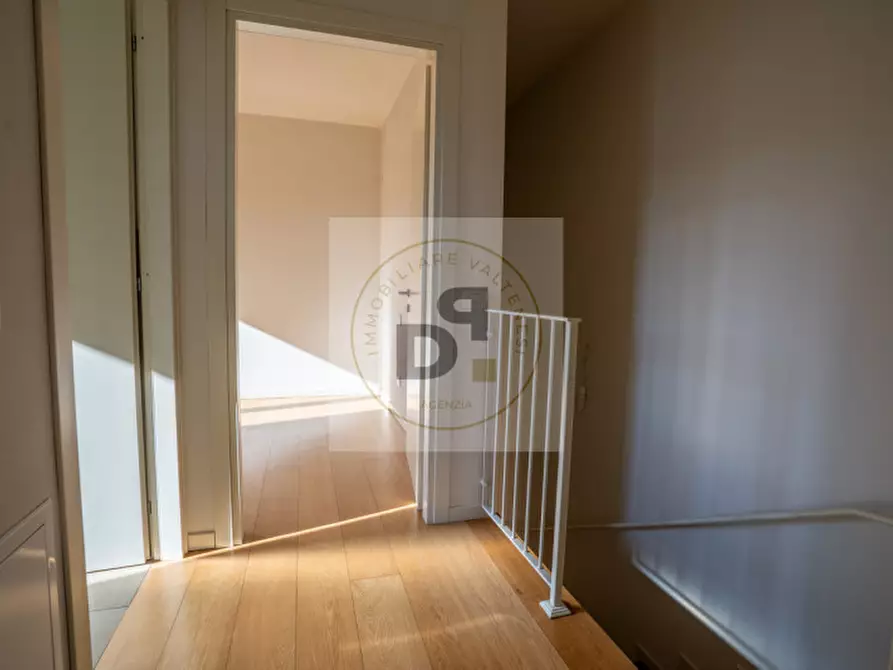 Immagine 18 di Villetta a schiera in vendita  in Via Castellana a Soiano Del Lago