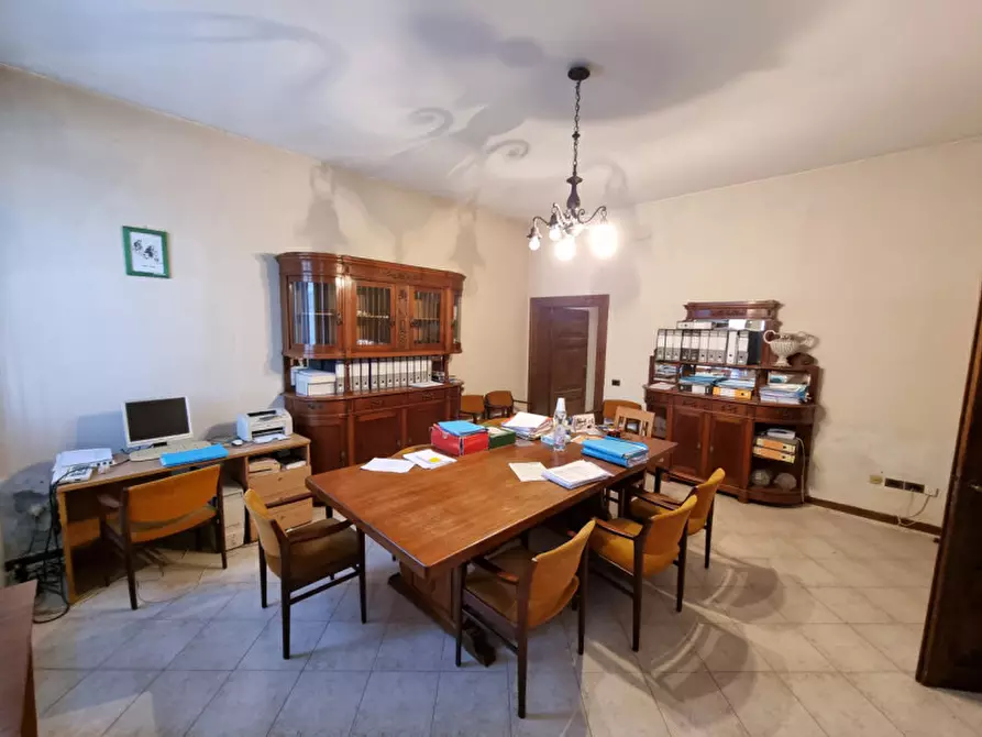 Immagine 3 di Palazzo in vendita  in via masotto a Noventa Vicentina