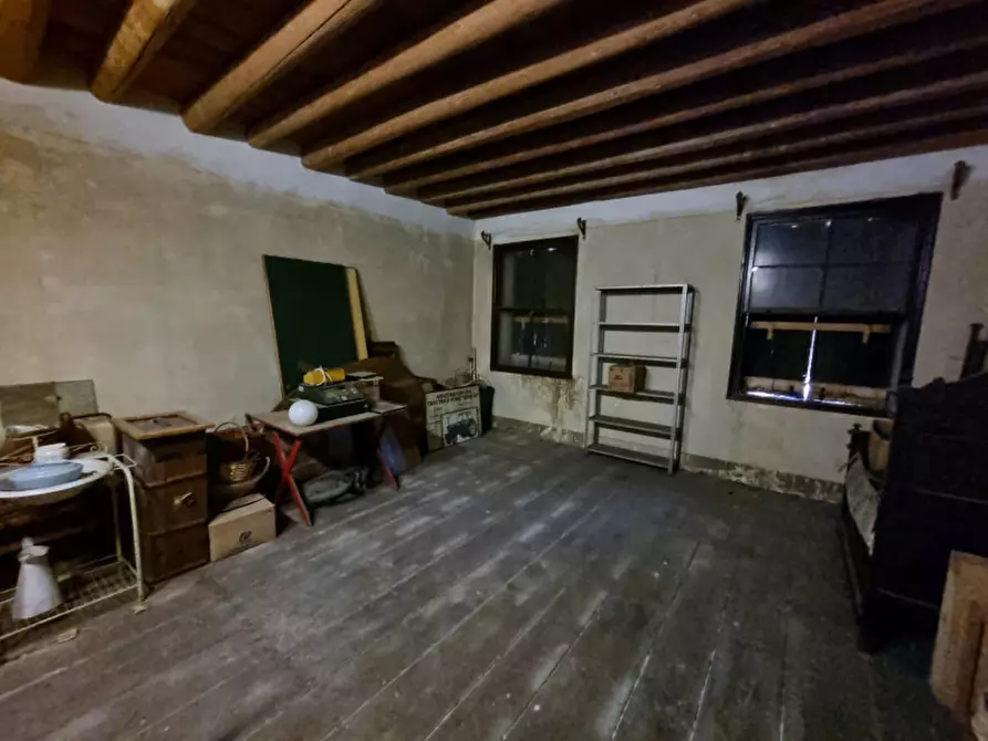 Immagine 15 di Palazzo in vendita  in via masotto a Noventa Vicentina