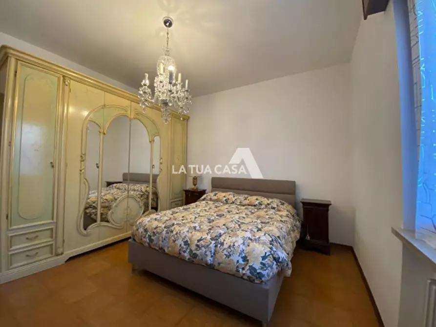 Immagine 13 di Appartamento in vendita  a Villafranca Di Verona