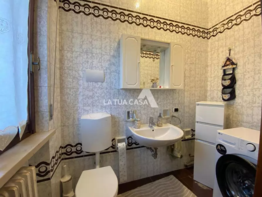 Immagine 14 di Appartamento in vendita  a Villafranca Di Verona