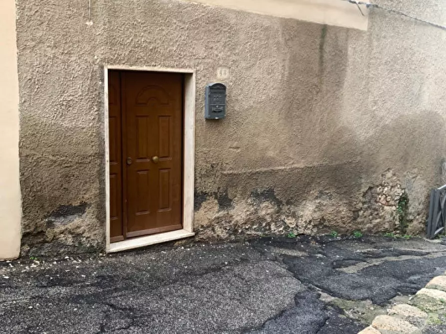 Immagine 1 di Appartamento in vendita  in Via dei Martiri a Palombara Sabina