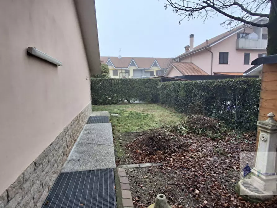 Immagine 51 di Villa in affitto  in Via Arconati Visconti 4 a Arconate